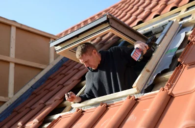 Pose de fenêtres de toit Velux à Montgey